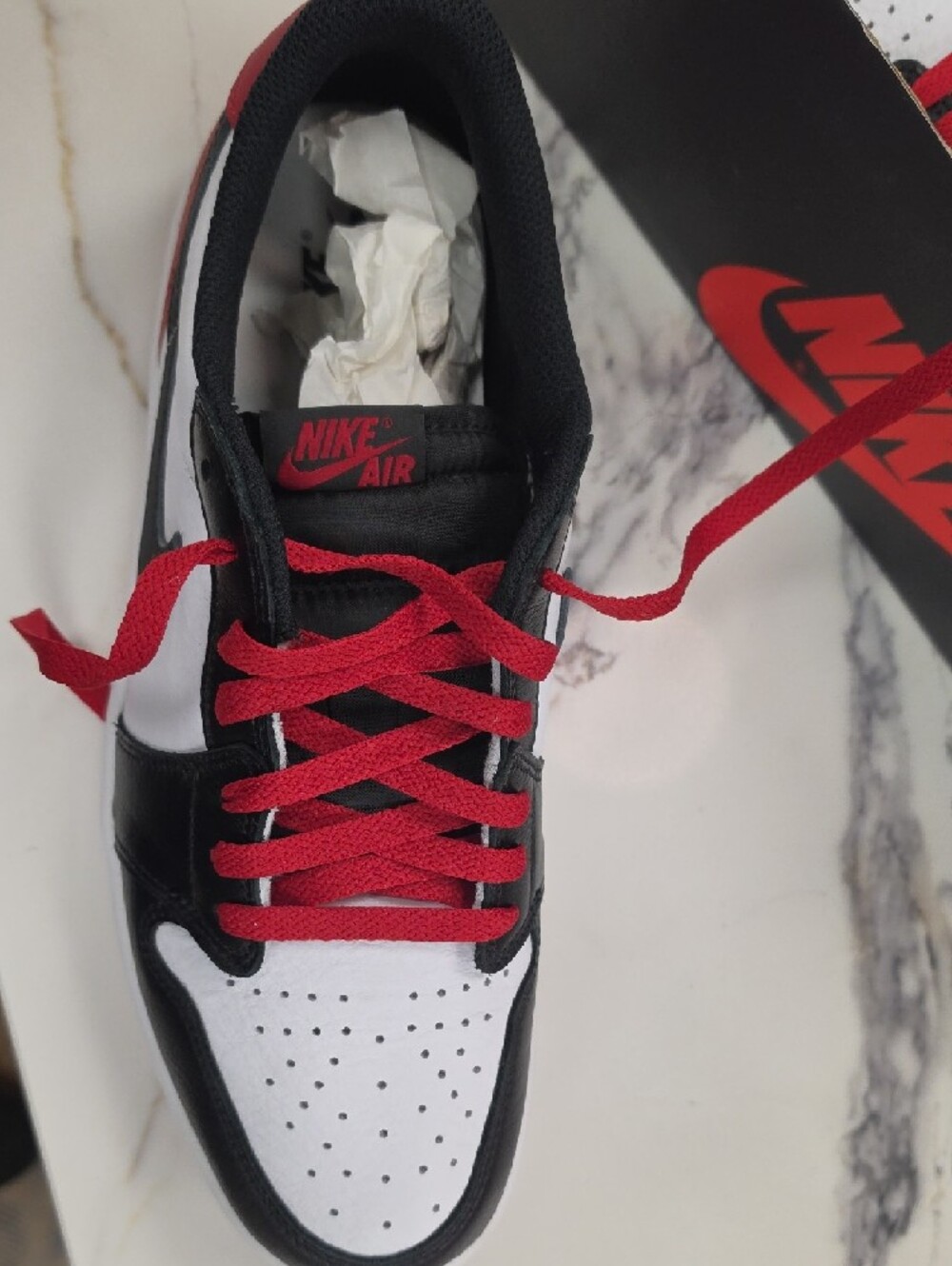 Nike Low-Top Sneakers in Black, White, and Red - Picture 7 of 8